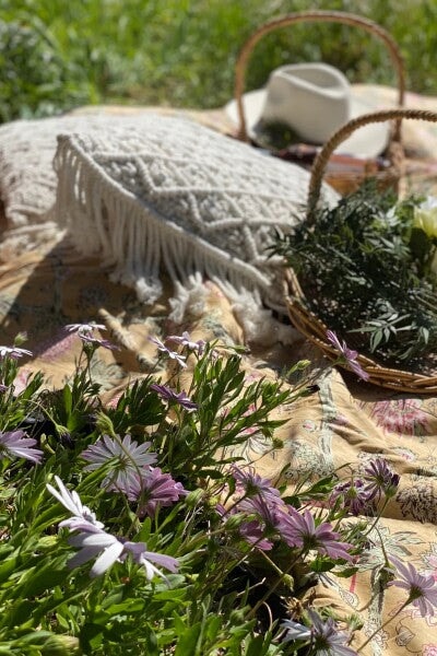 Garden Party Daisy Picnic Blanket – Amber Gold Homewares House Of Skye