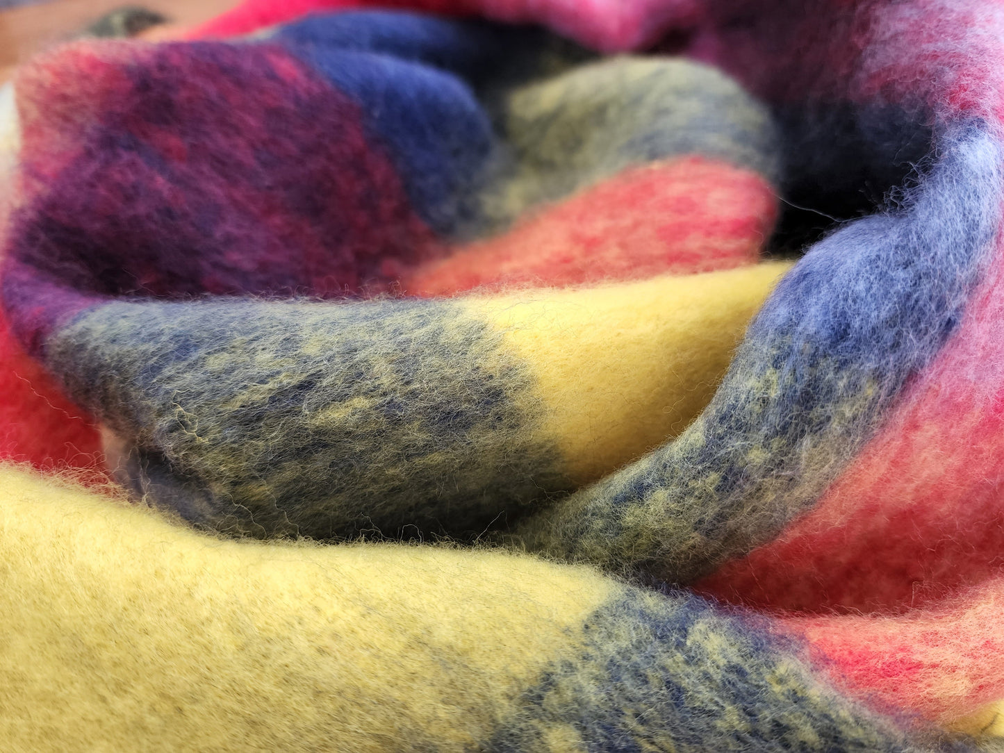 Arena Chunky Plaid Knit Scarf Scarf HAEL XIII