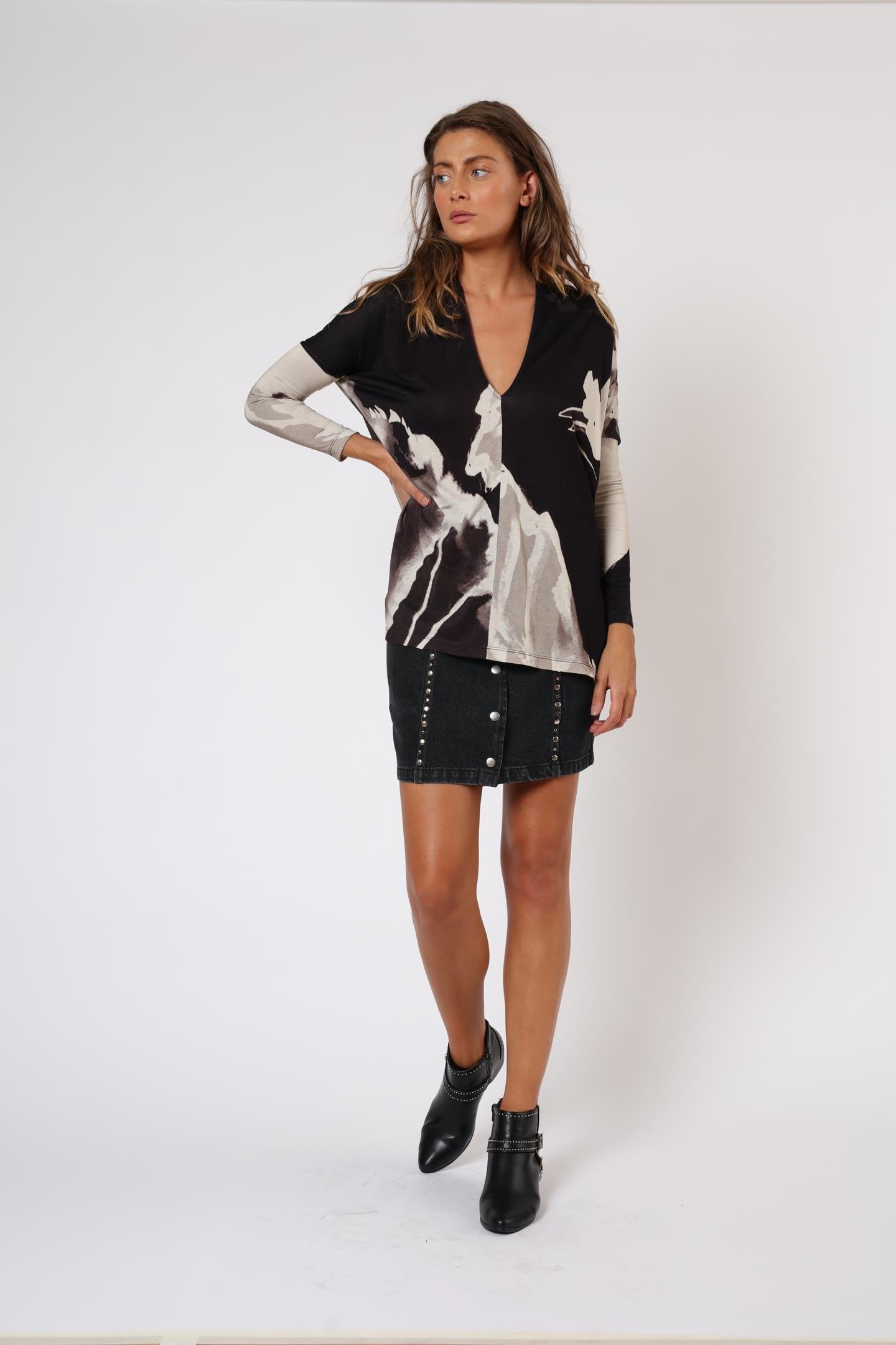 Alert Top Top Religion Clothing