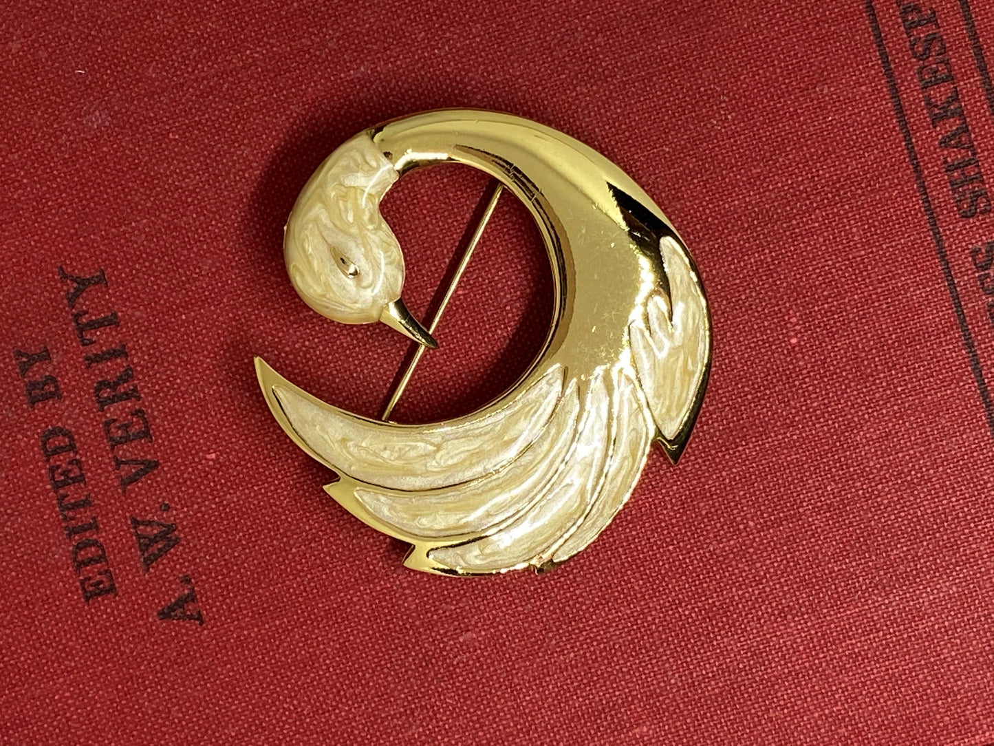 Vintage Swan Brooch Vintage Vintage