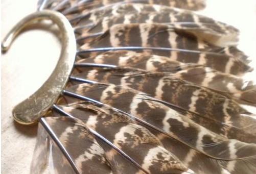 Ingrid Feather Ear Cuff Earring HAEL XIII