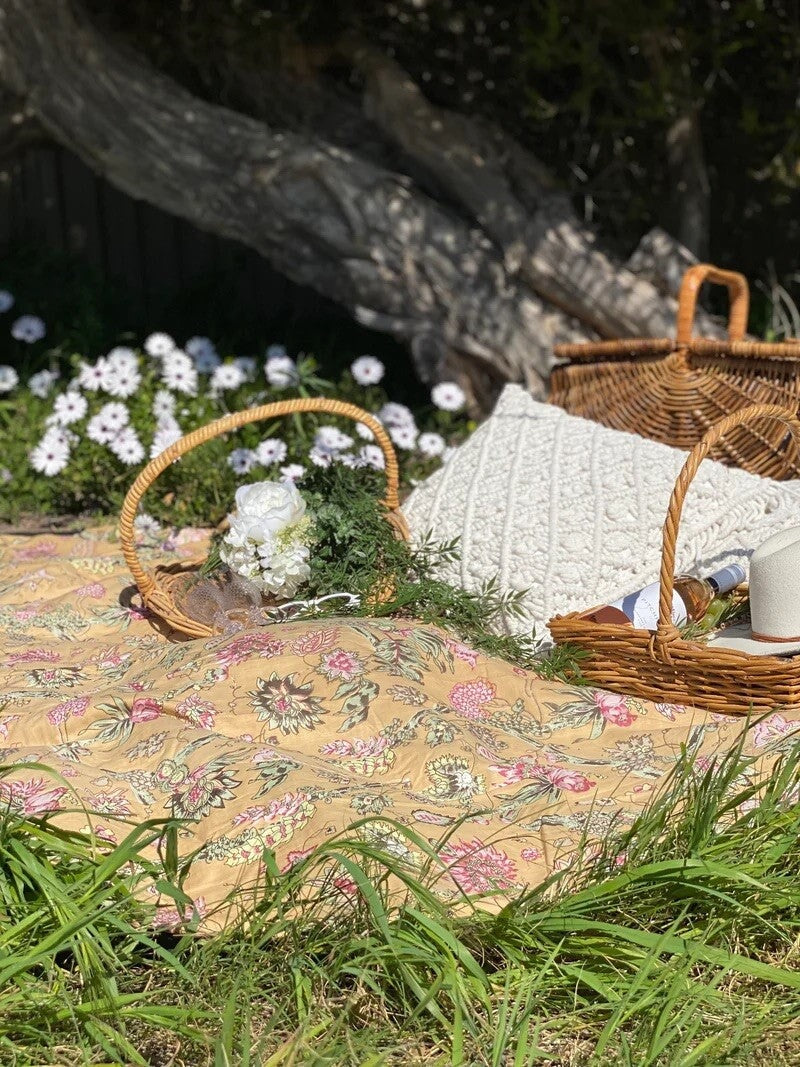 Garden Party Daisy Picnic Blanket – Amber Gold Homewares House Of Skye