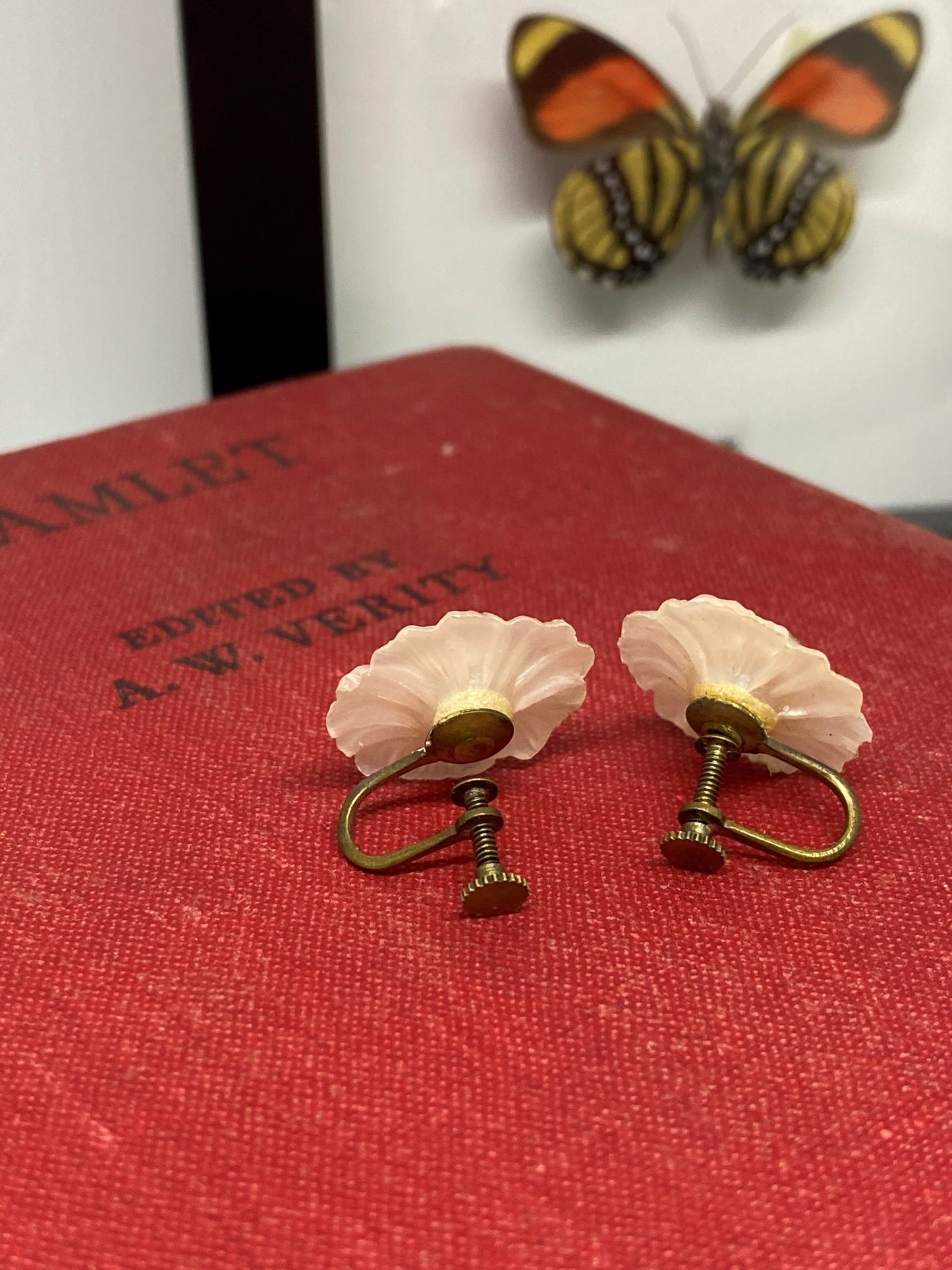 Pearl Daisy earrings 2cm diameter Vintage Vintage