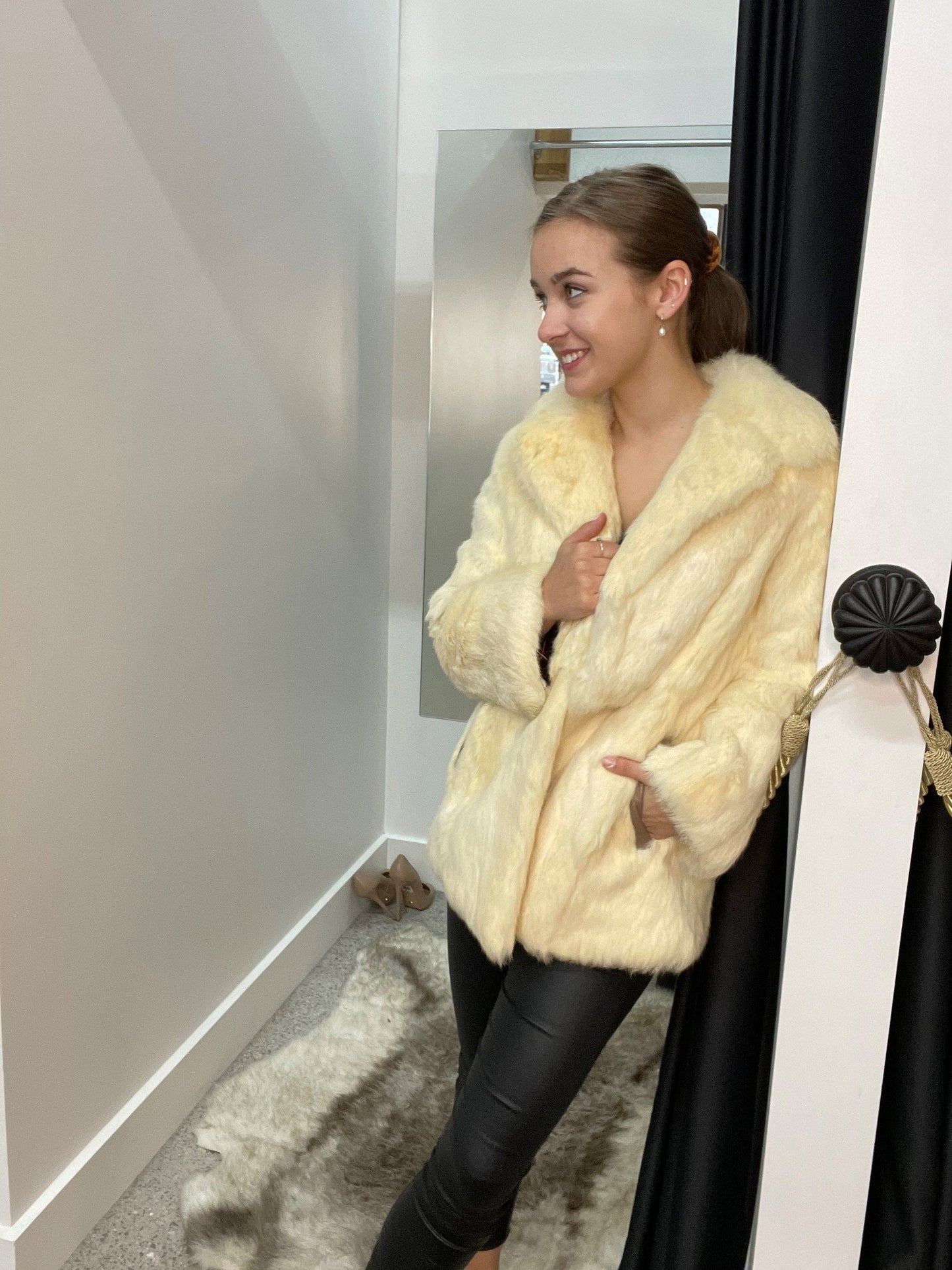 Luxury White Lapin Fur Coat with Leather Belt Vintage Vintage